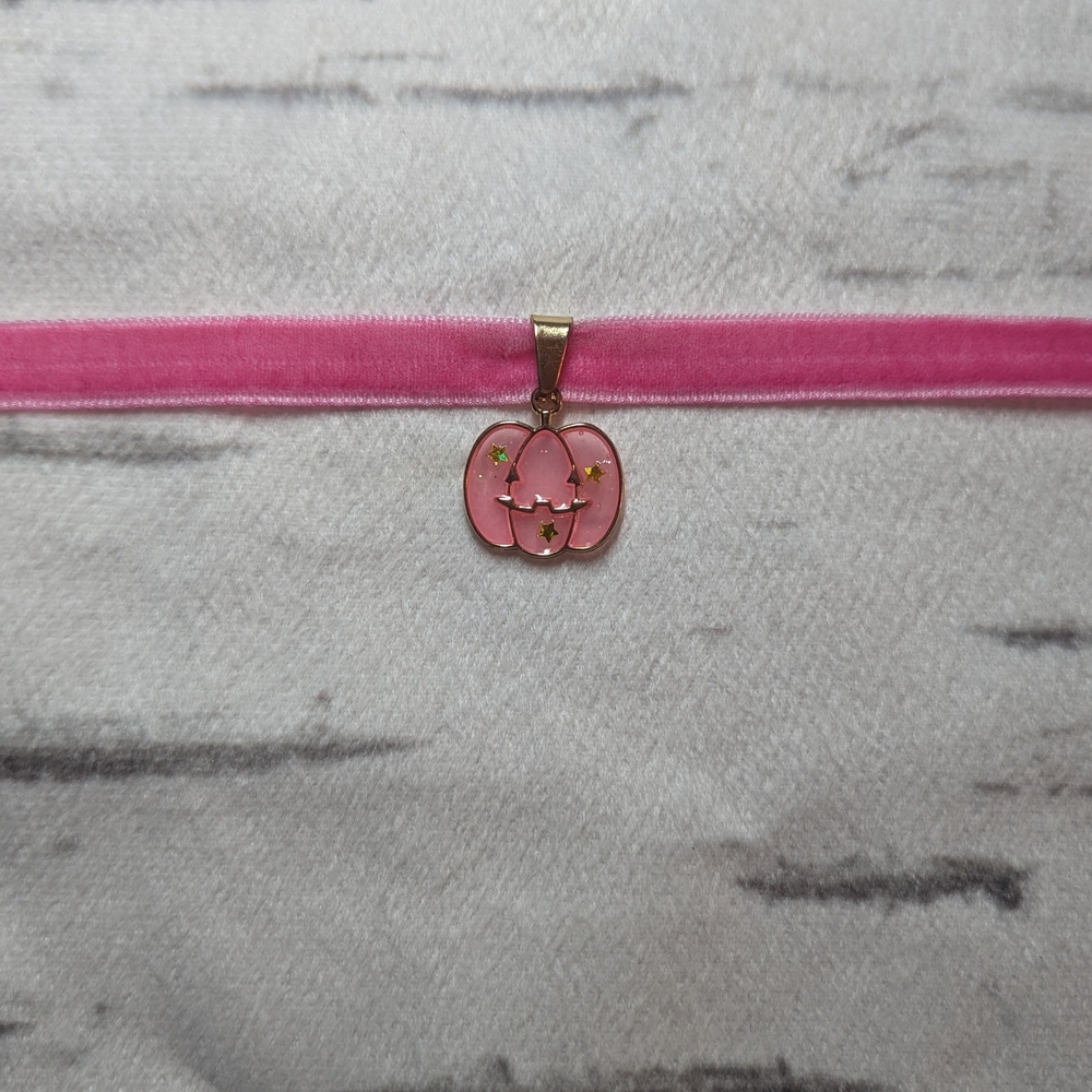 🩷 Pumpkin Choker